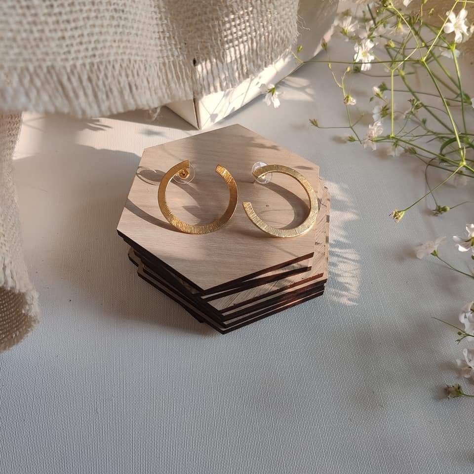 Cee Hoop Earrings