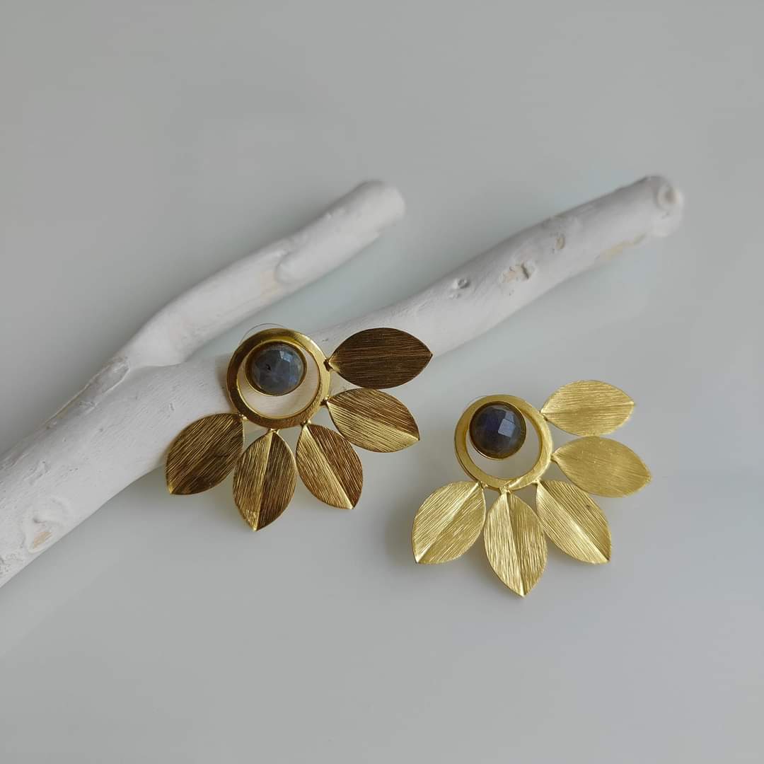 Rinni Earring