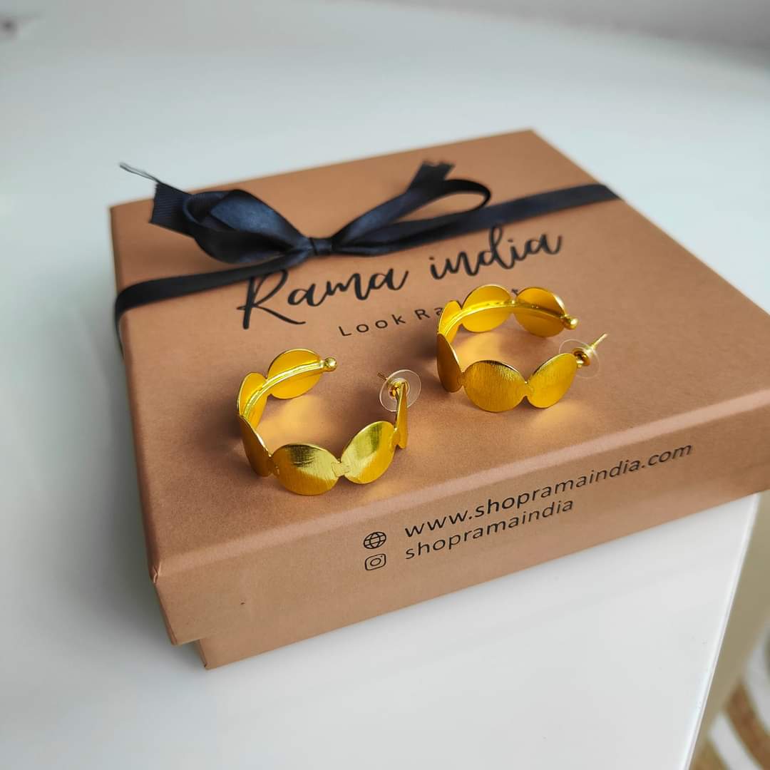 Stella Hoops Golden