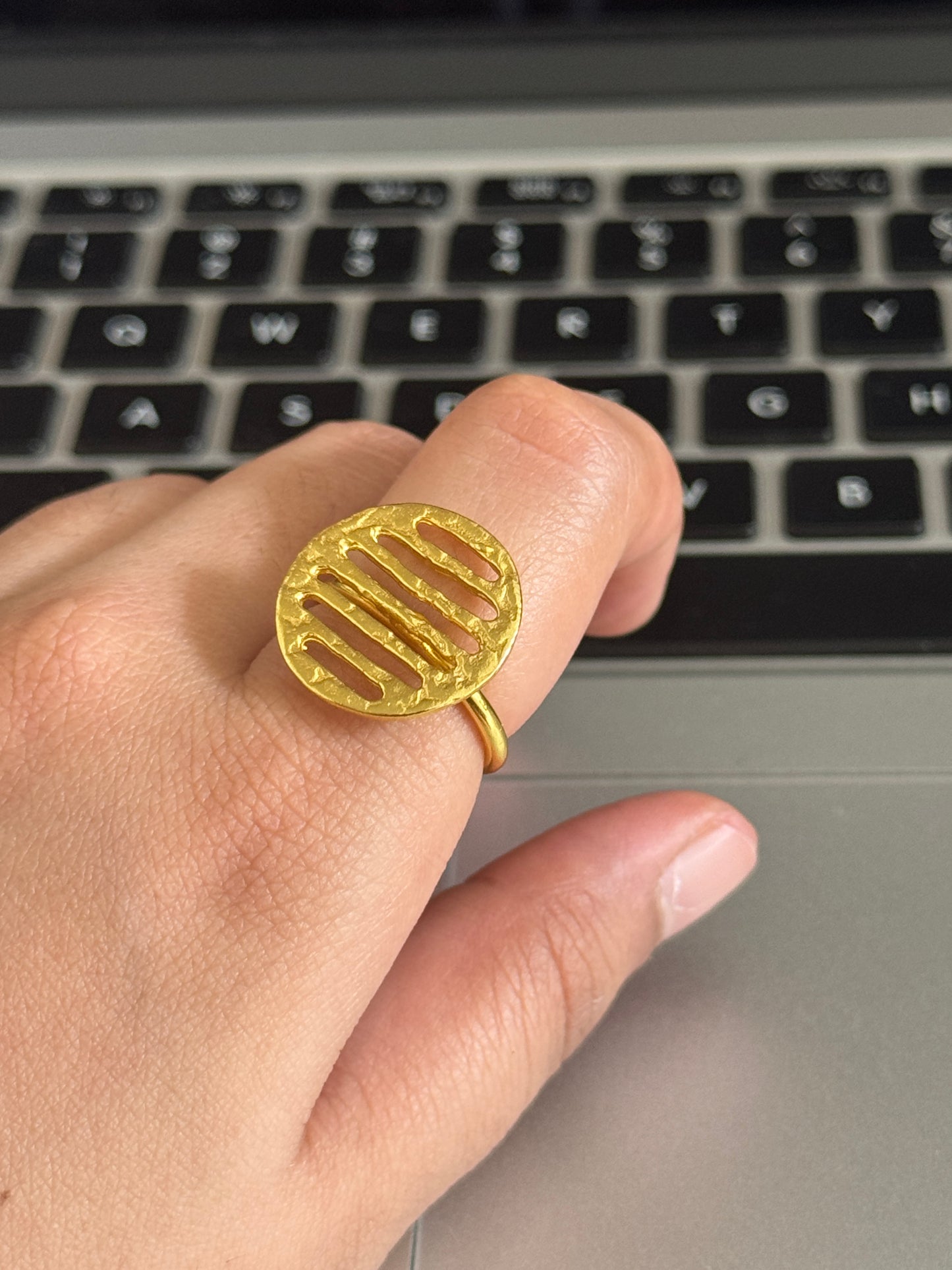 Drip Ring Golden