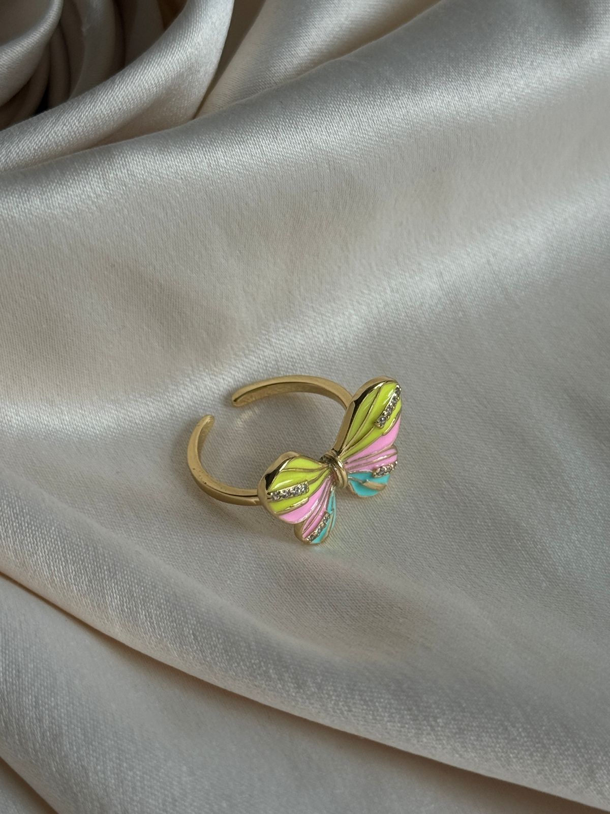 Flutter Pop Ring