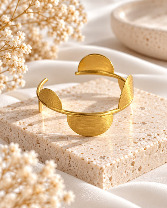 Amaltas Bangle