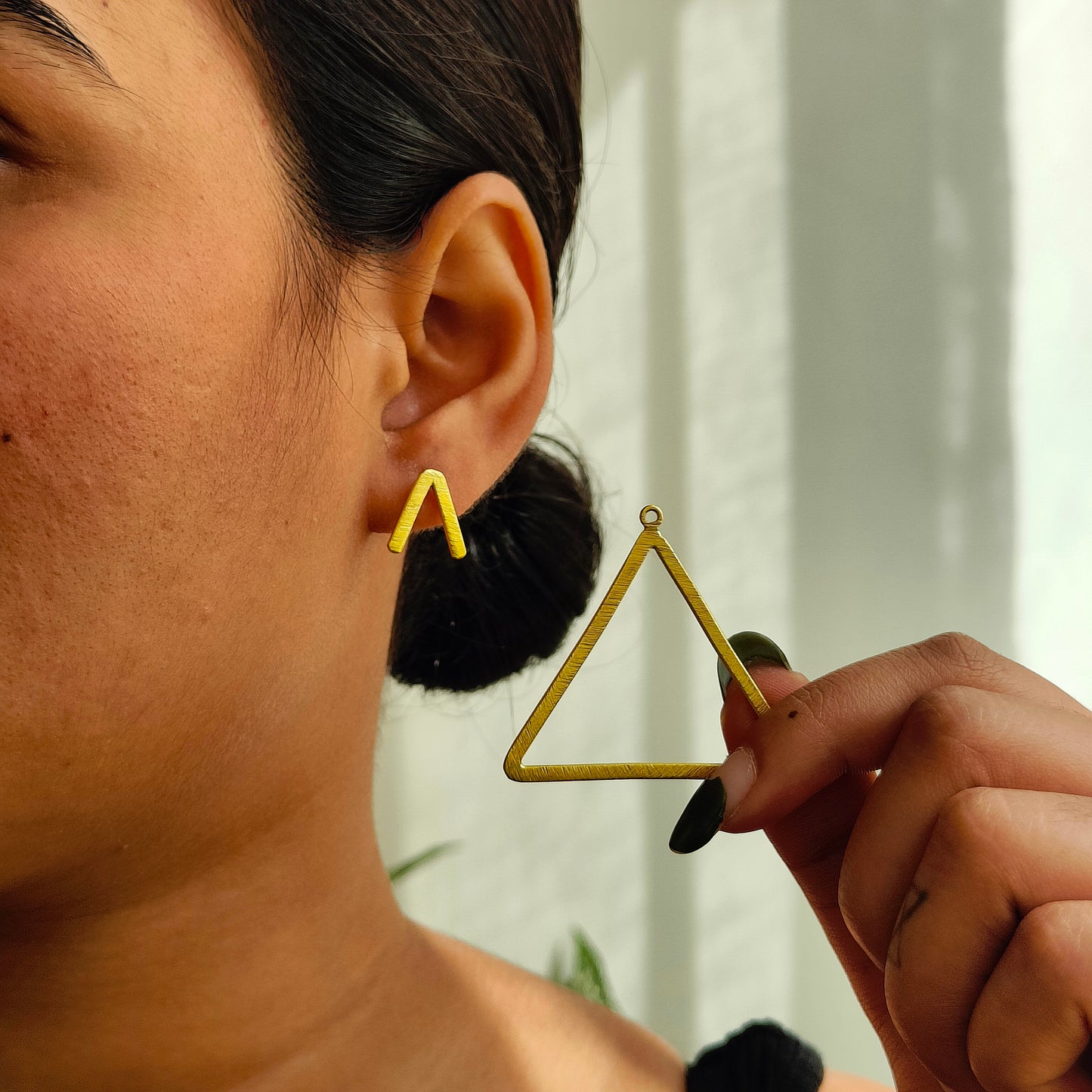 Vee Earrings
