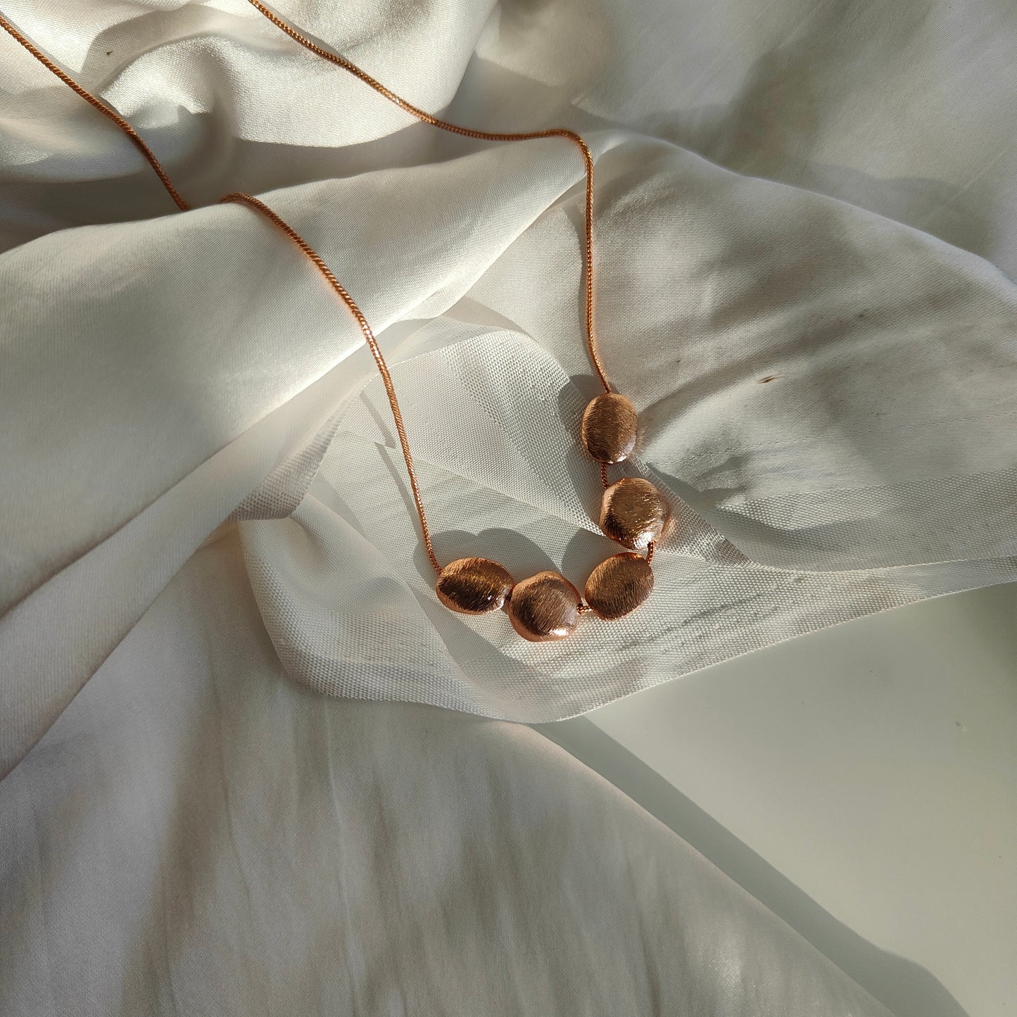 Raha Pendant 18kt