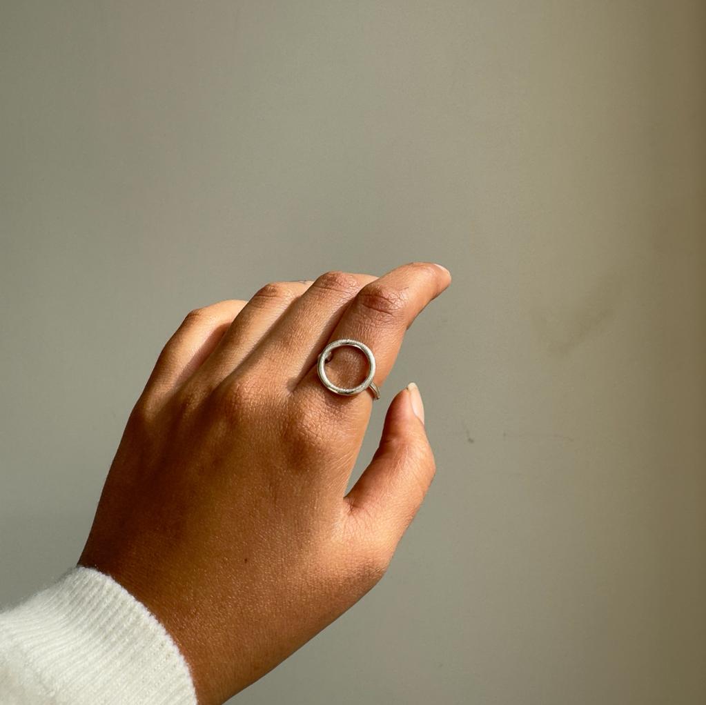 Circle Adjustable Ring Silver