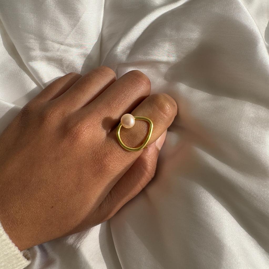 Spruce Adjustable Ring Golden