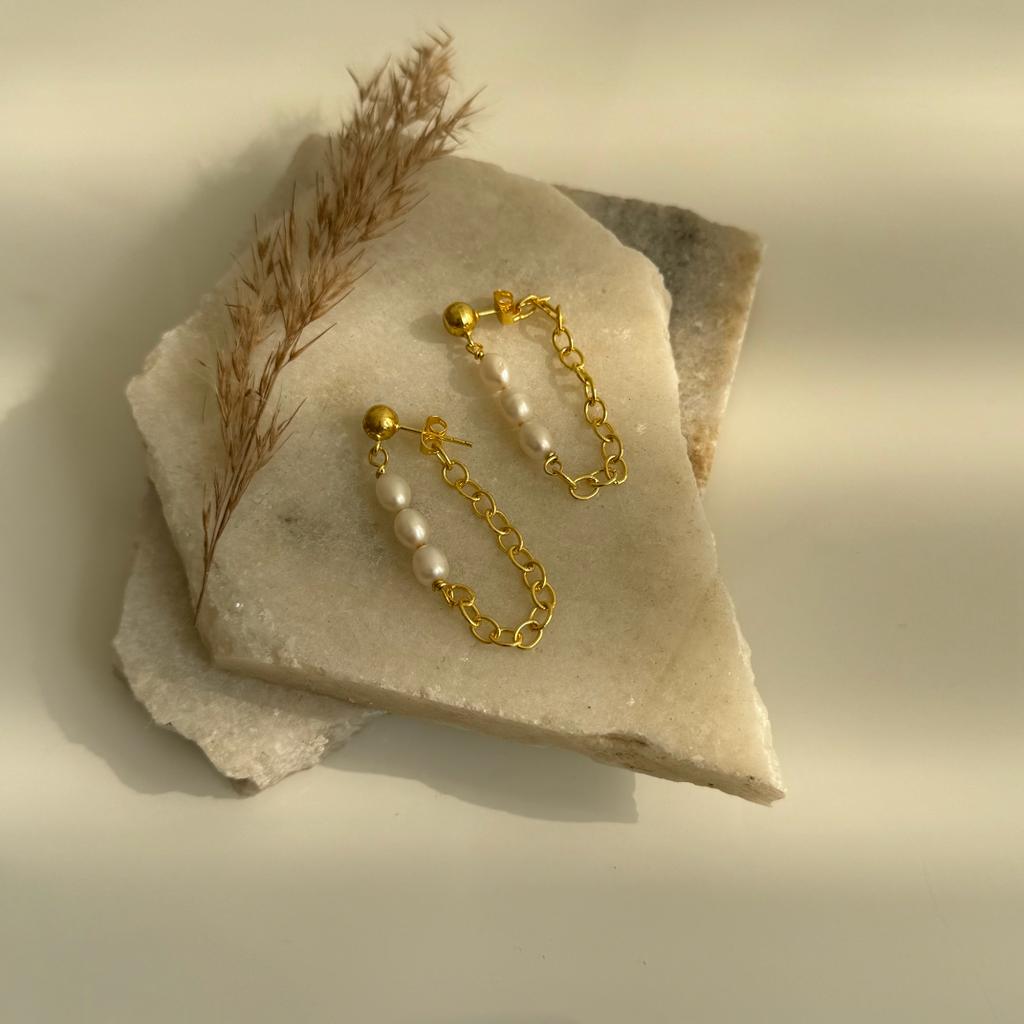 Egg Pearl Chain Danglers
