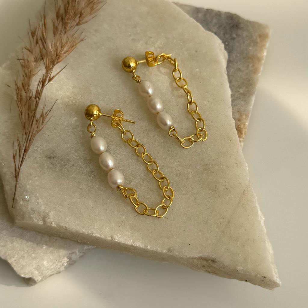 Egg Pearl Chain Danglers