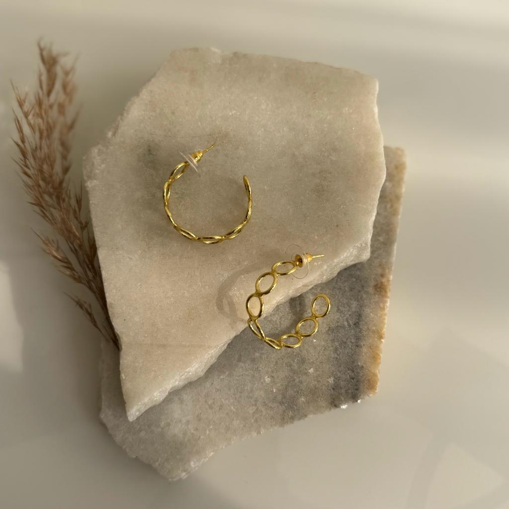 Hollow Stella Hoops