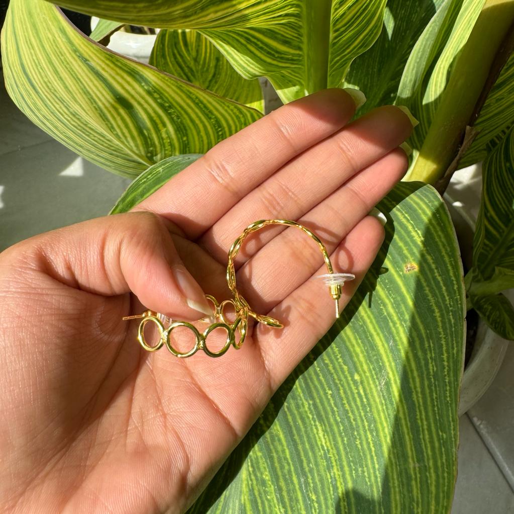 Hollow Stella Hoops