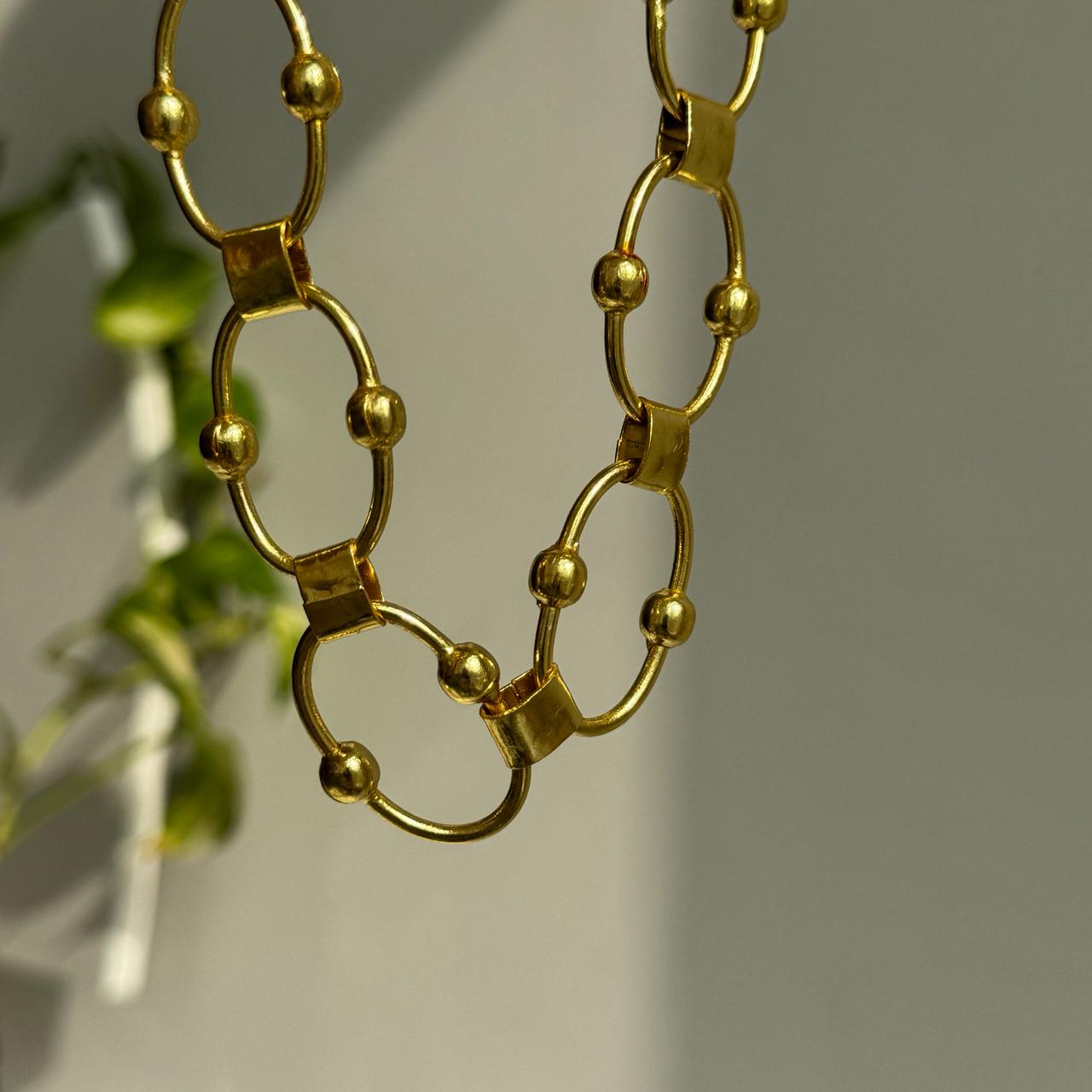 Delicia Loop Statement Neckpiece