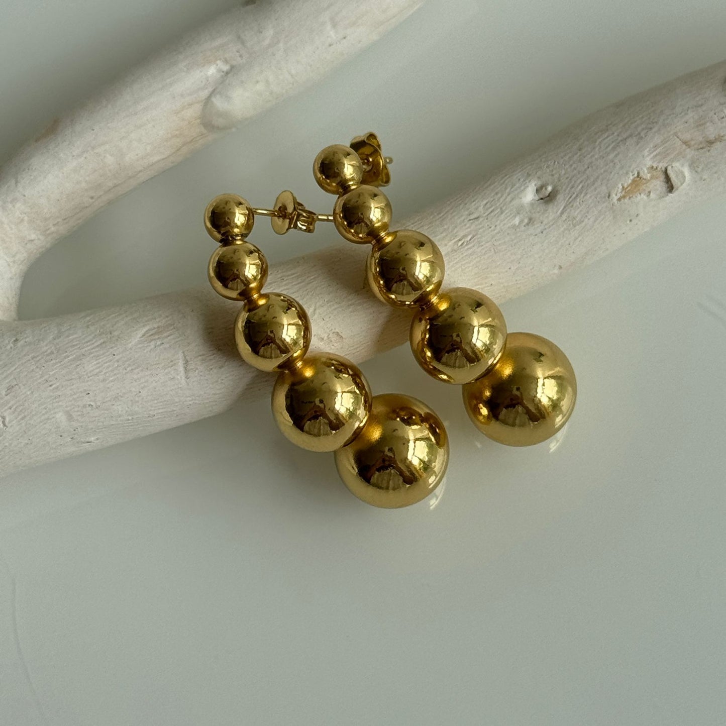 Bead Curve Earring