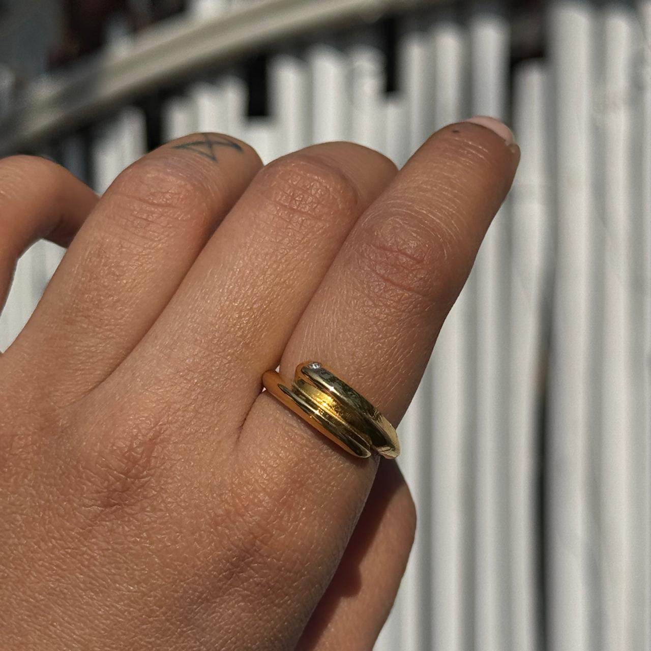 Stone Hug Ring