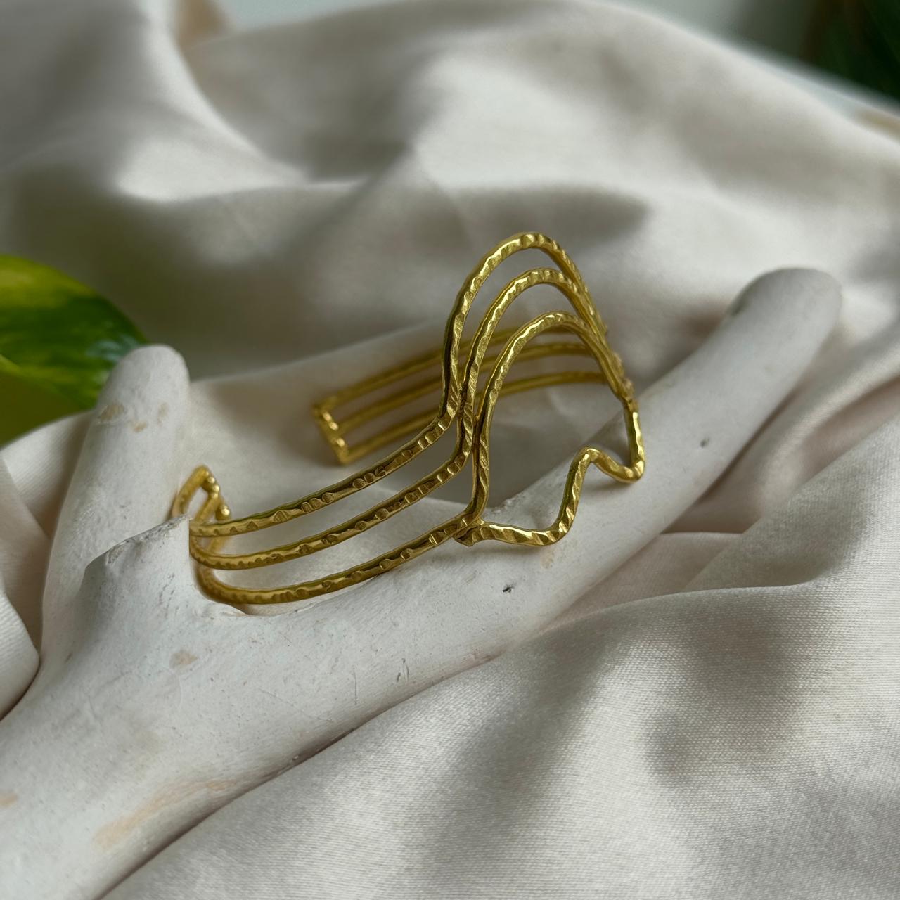 Rara Cuff