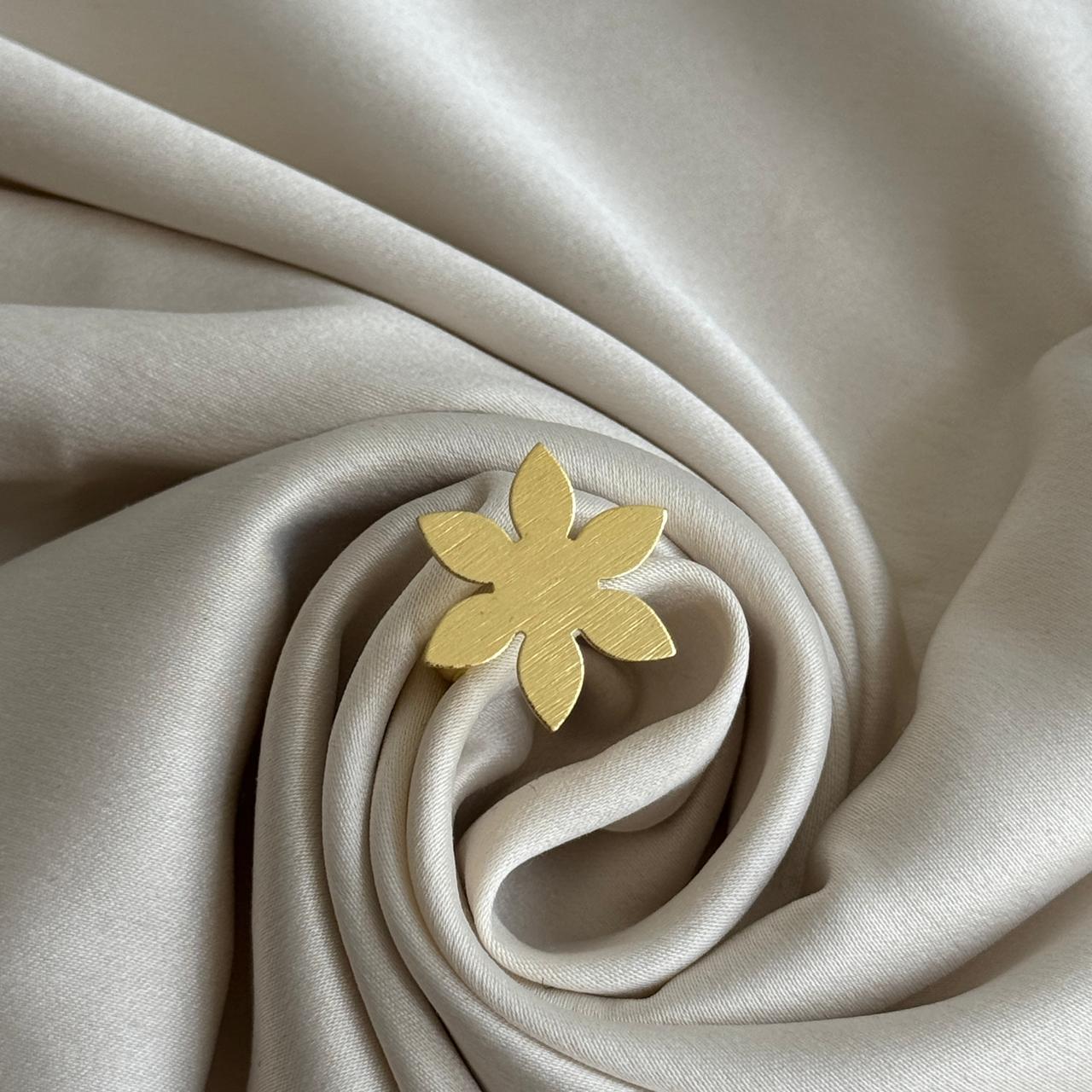 Flora Adjustable Ring