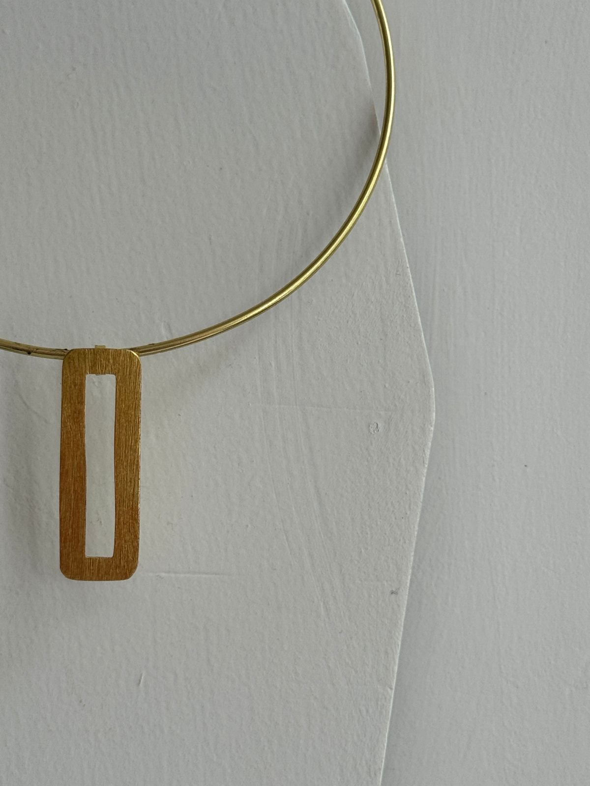 Rectangle Hasli Statement Neckpiece