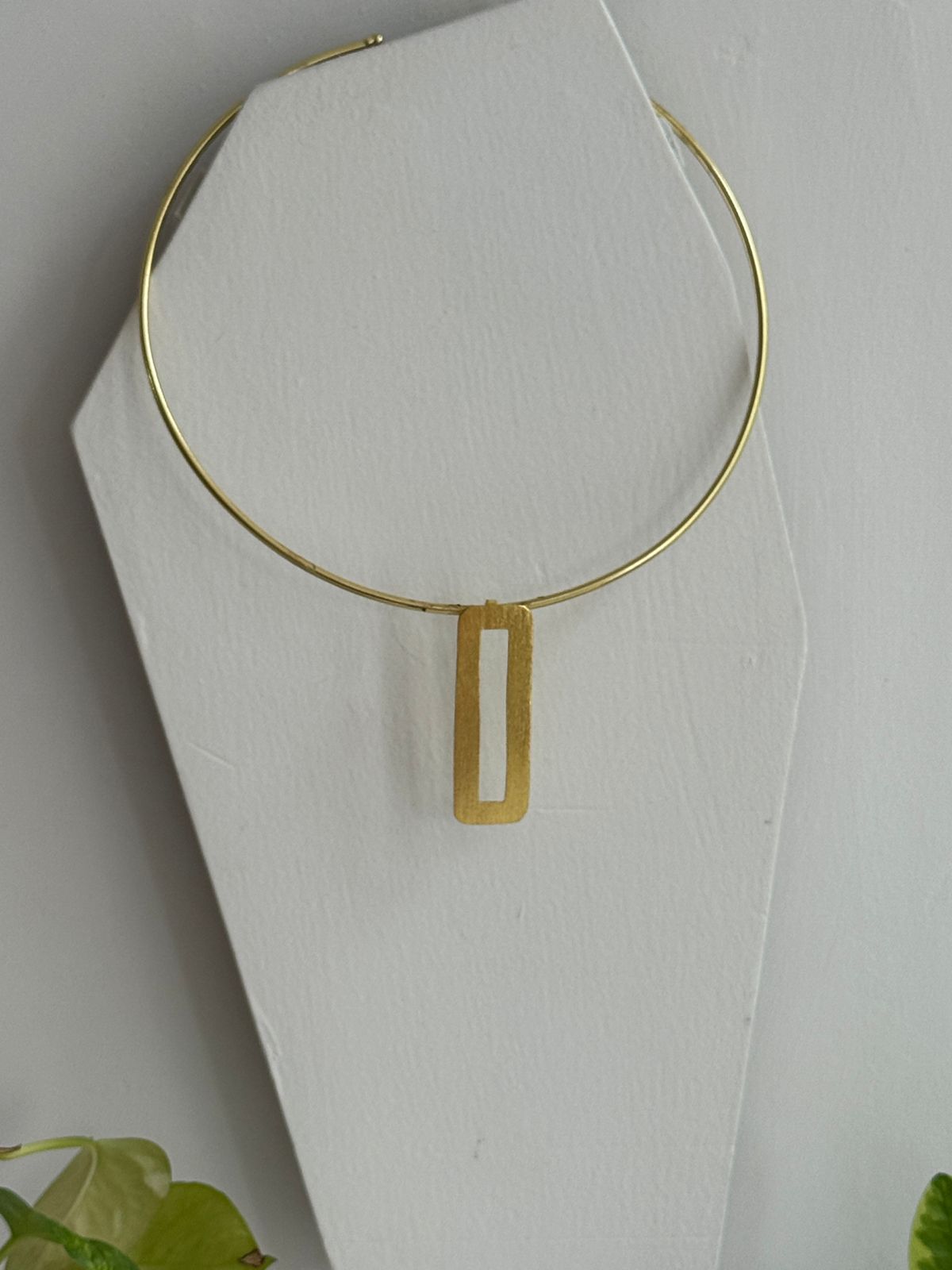 Rectangle Hasli Statement Neckpiece
