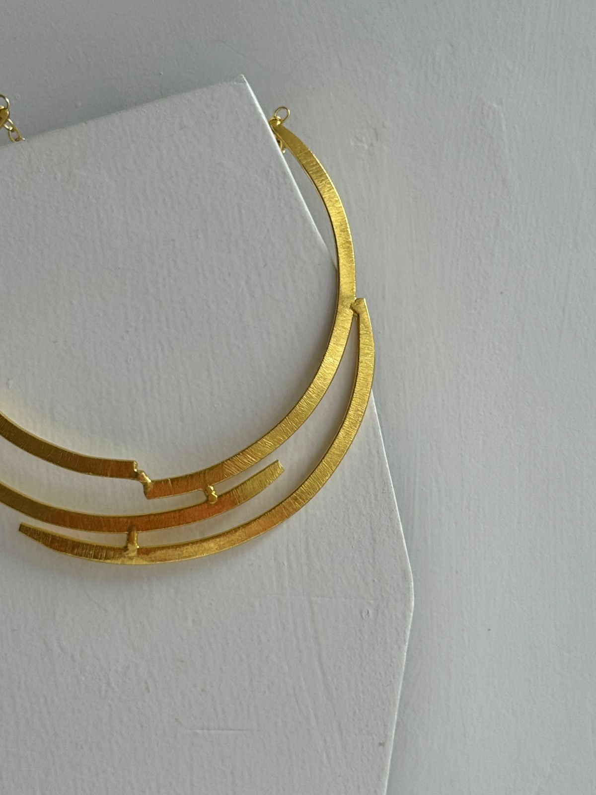 Maze Hasli Statement Neckpiece
