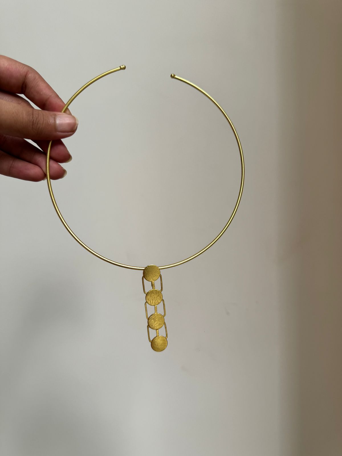 Tikari Hasli Statement Neckpiece