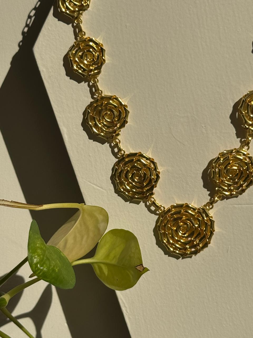 Twistie Statement Neckpiece