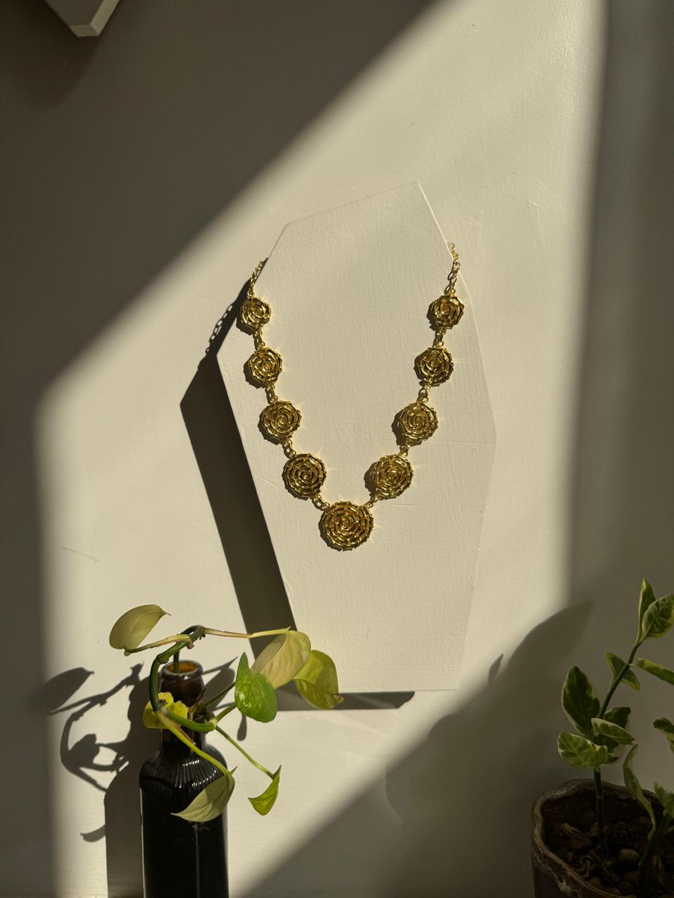 Twistie Statement Neckpiece