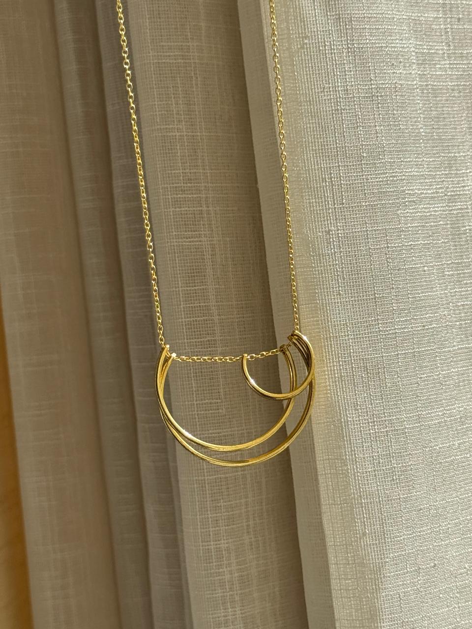 Half Circle Cluster Statement Neckpiece