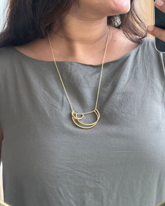 Half Circle Cluster Statement Neckpiece