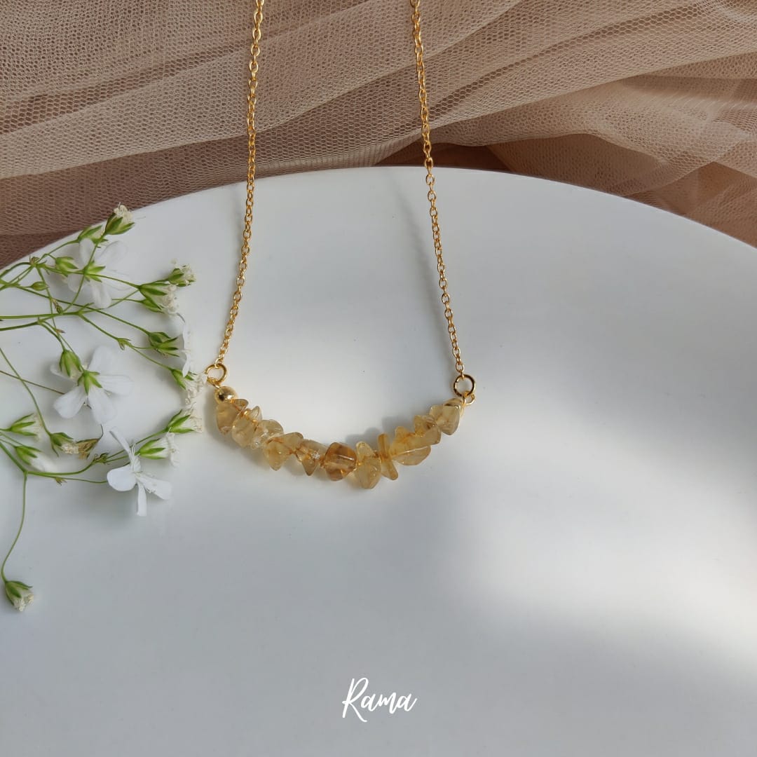 Healing Pendant (Golden)
