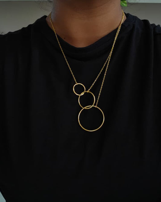 Tri Circle Statement Neckpiece