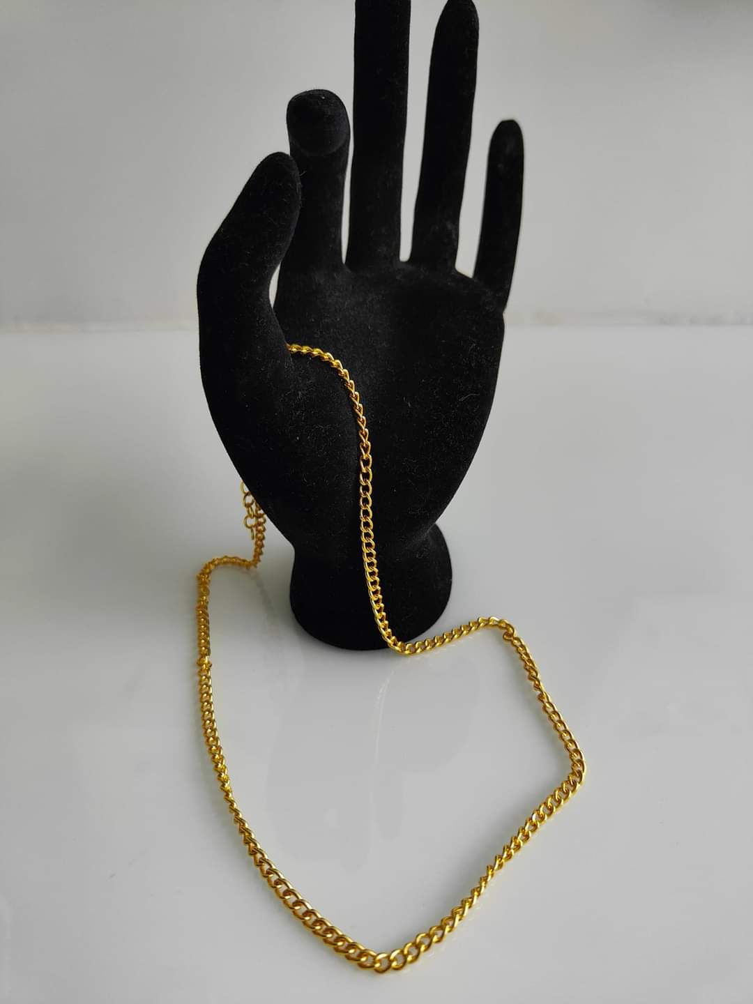 Lucia Chain