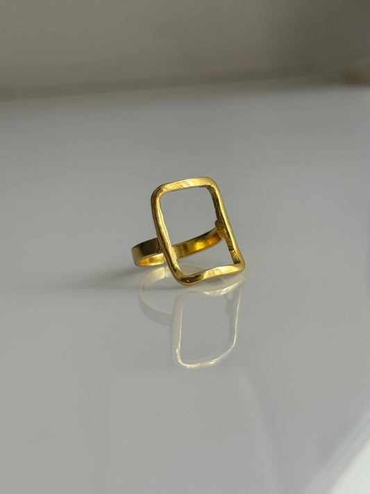 Cora Ring Golden
