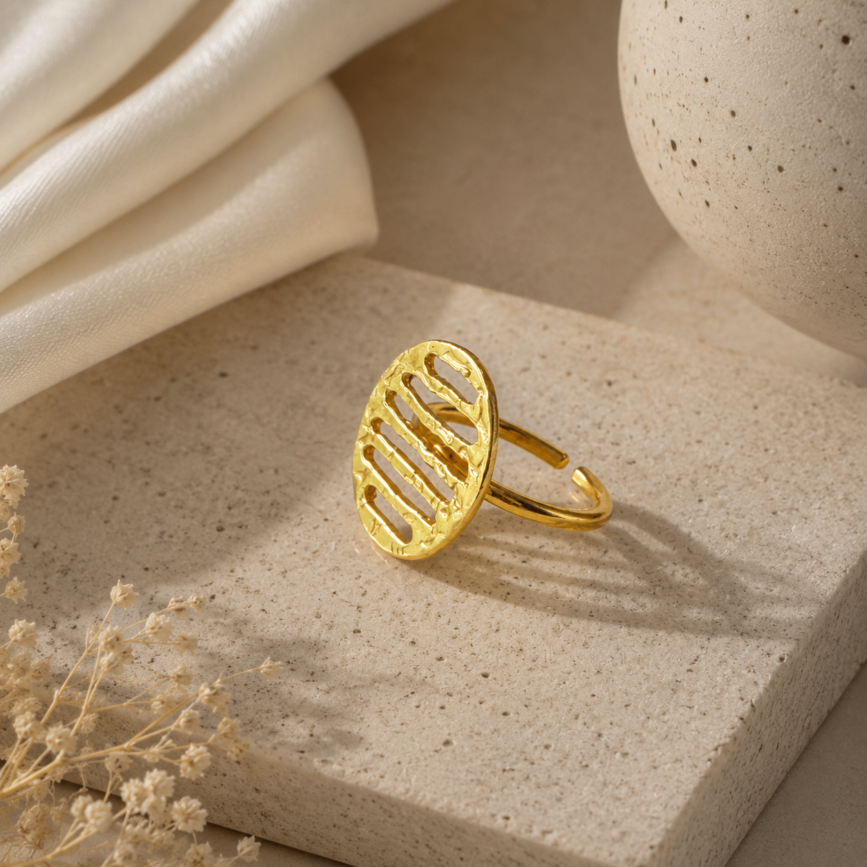 Drip Ring Golden