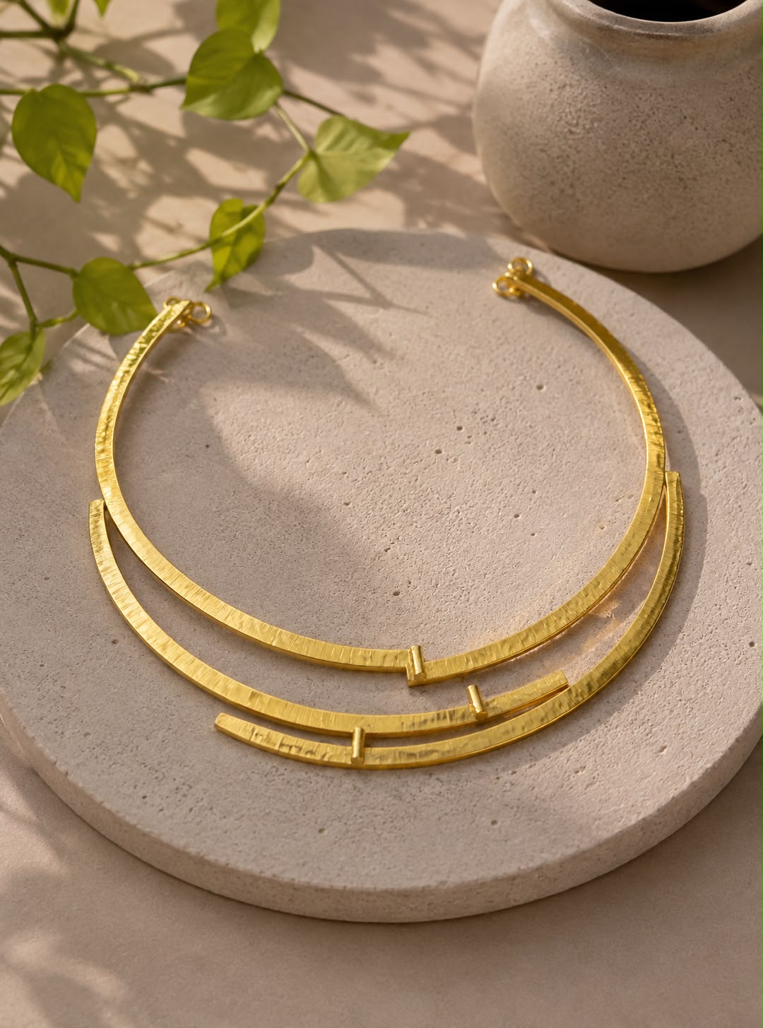 Maze Hasli Statement Neckpiece
