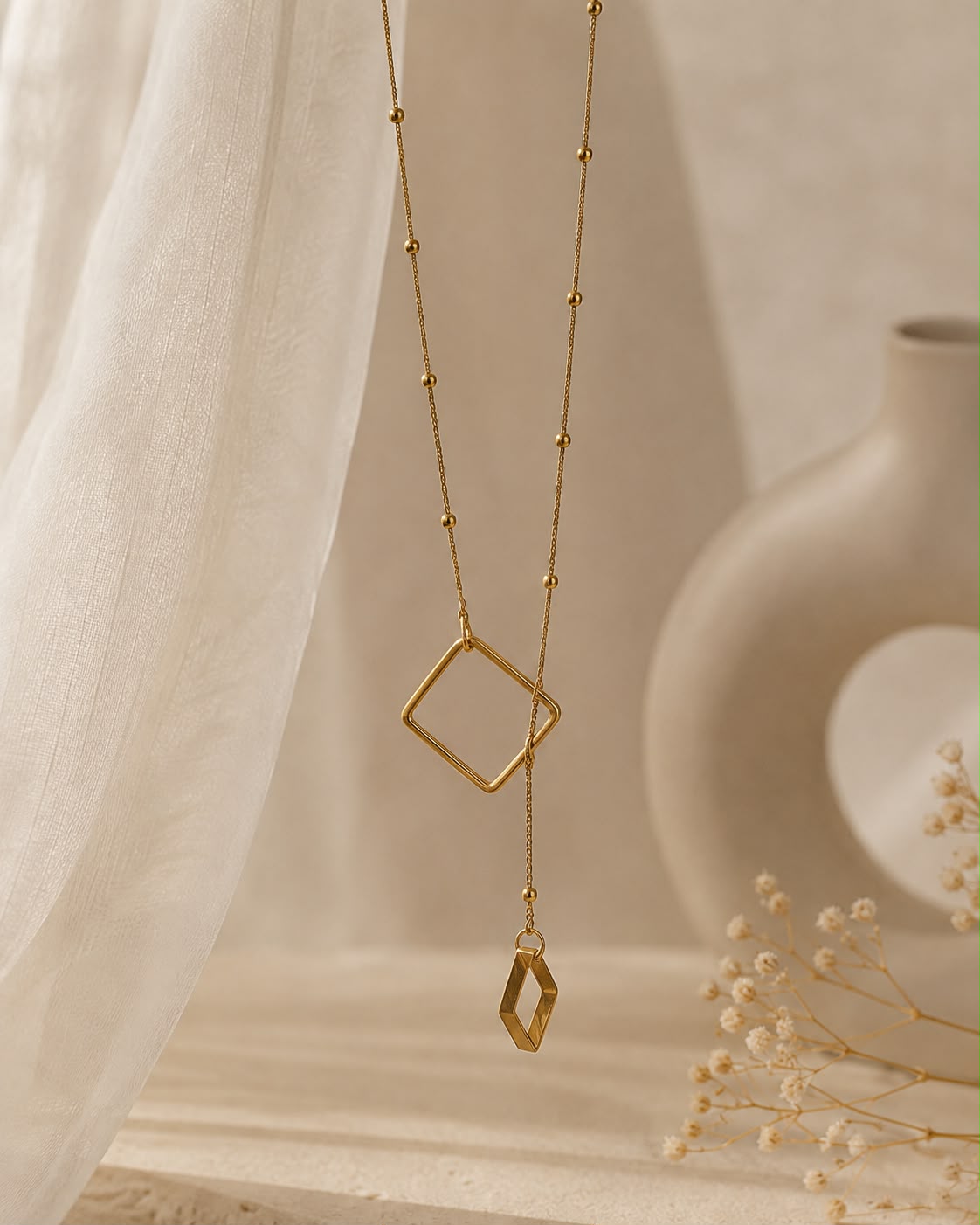 Aheri Statement Neckpiece