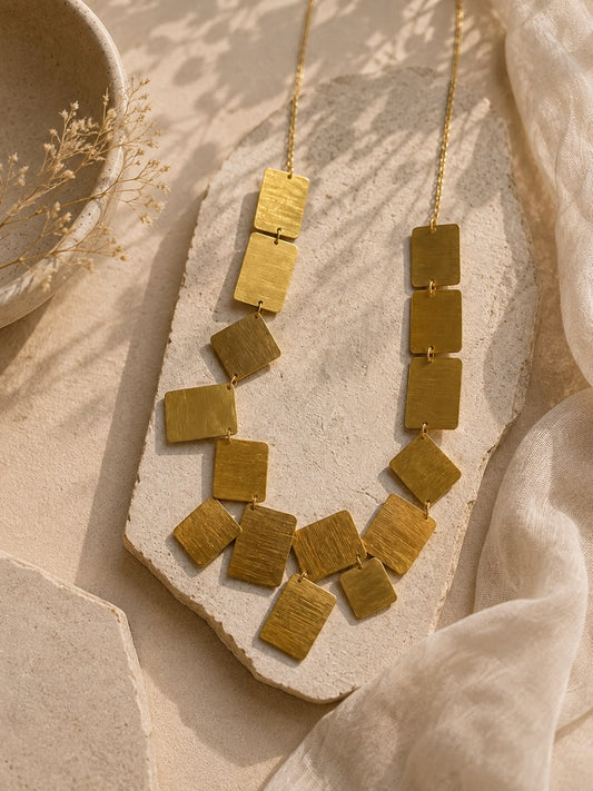 Scattered Block Statement Neckpiece