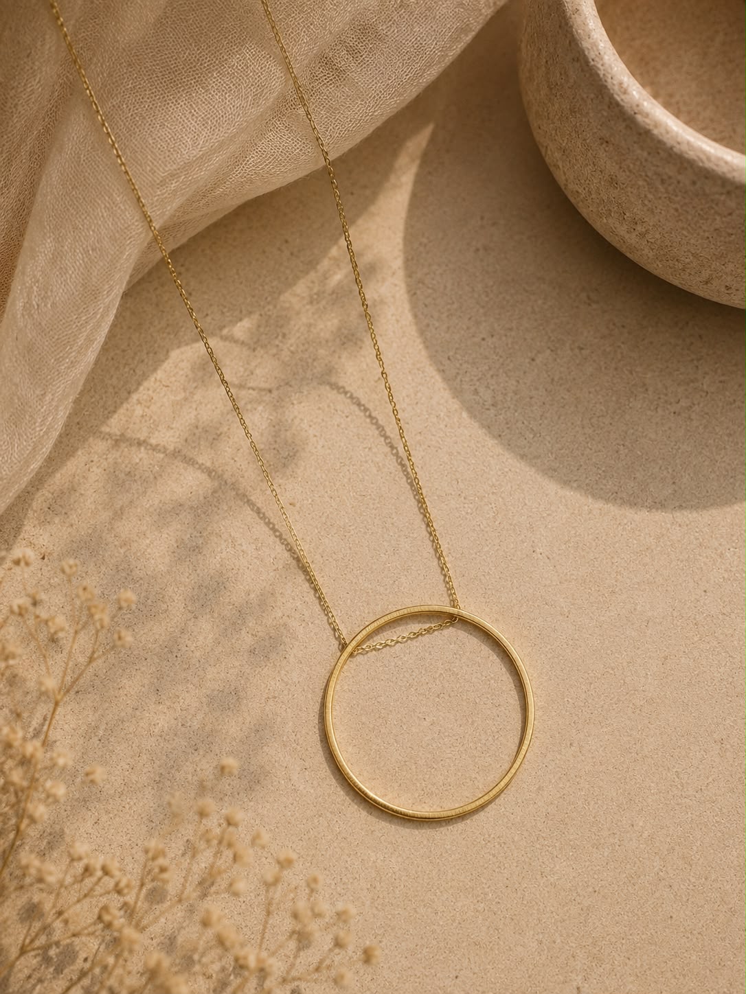 Circle Statement Neckpiece