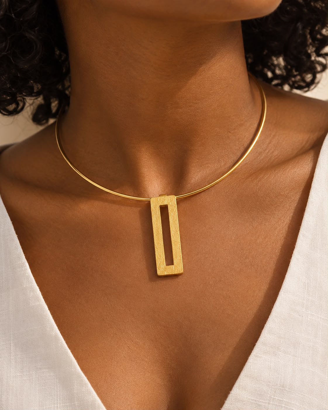 Rectangle Hasli Statement Neckpiece