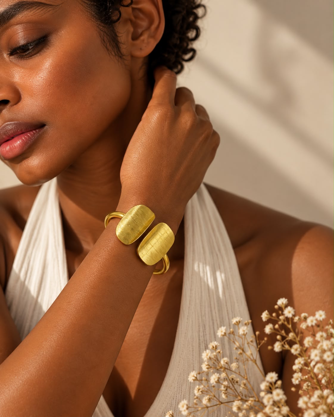 Tora Cuff