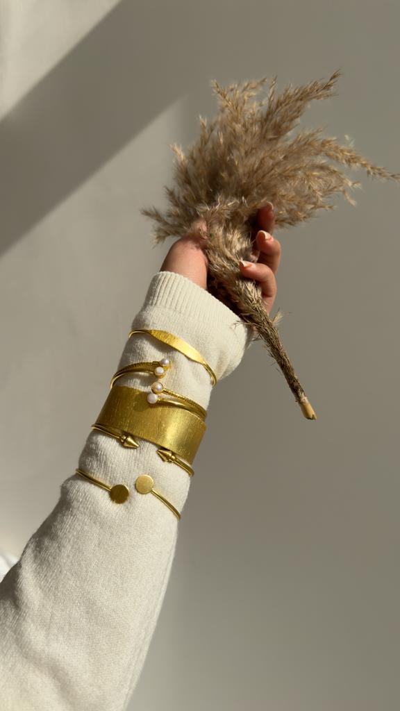 Tikari Cuff