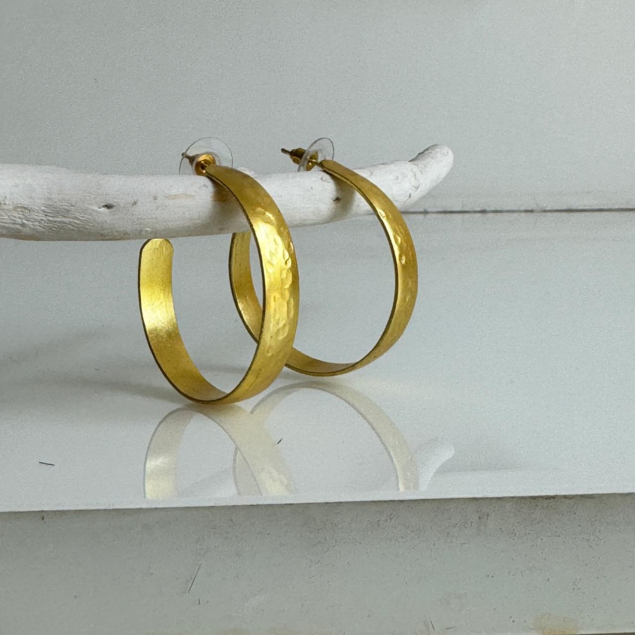 Crator Hoops