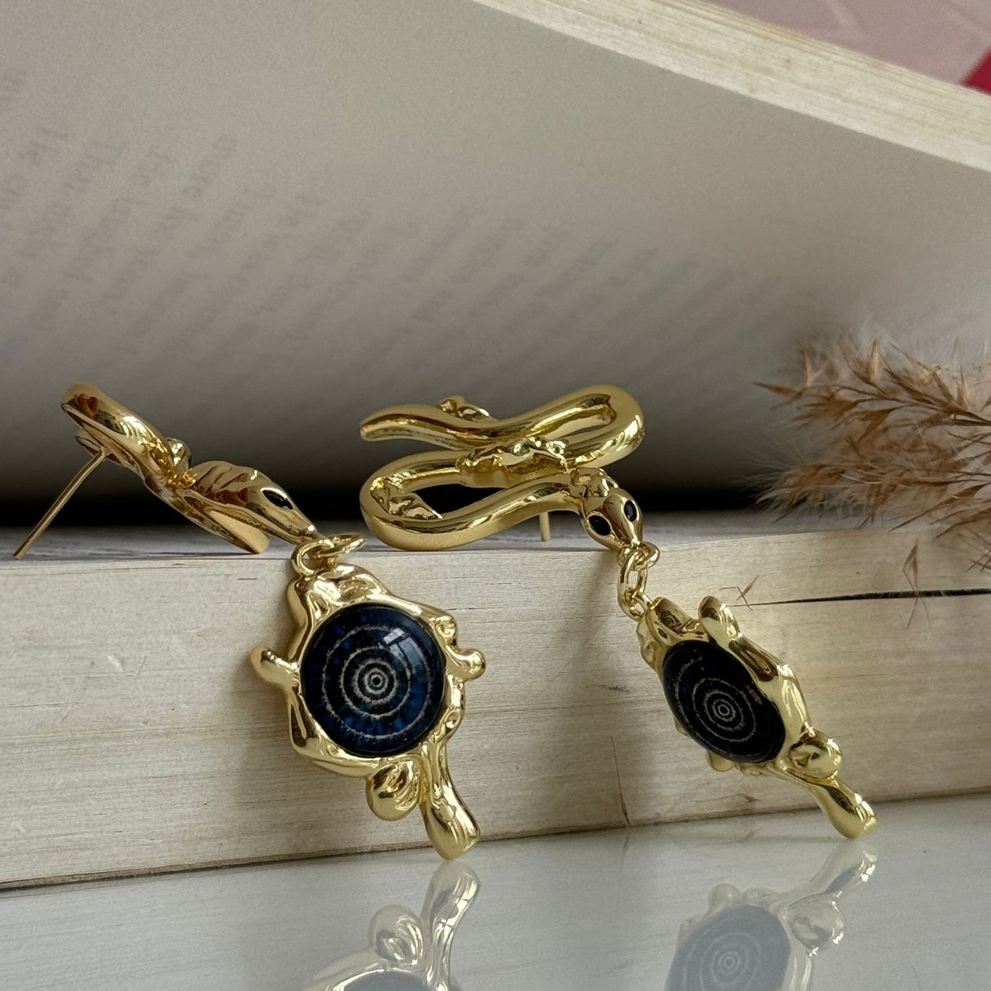 Evil Snake Dangler