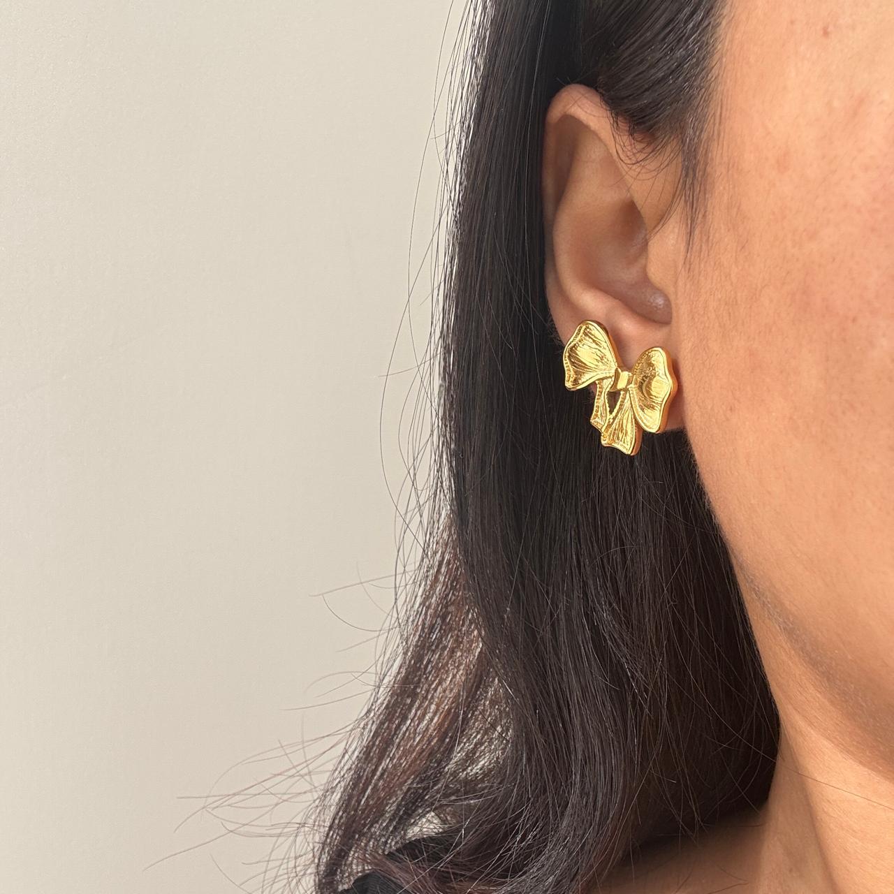 Bow Studs 1