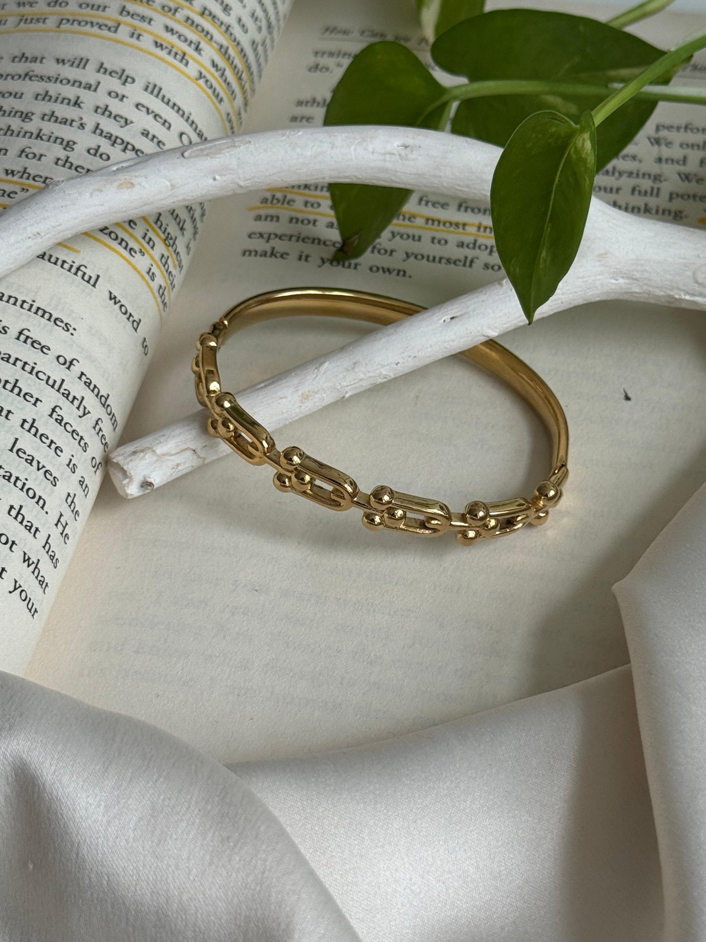 Link Bangle