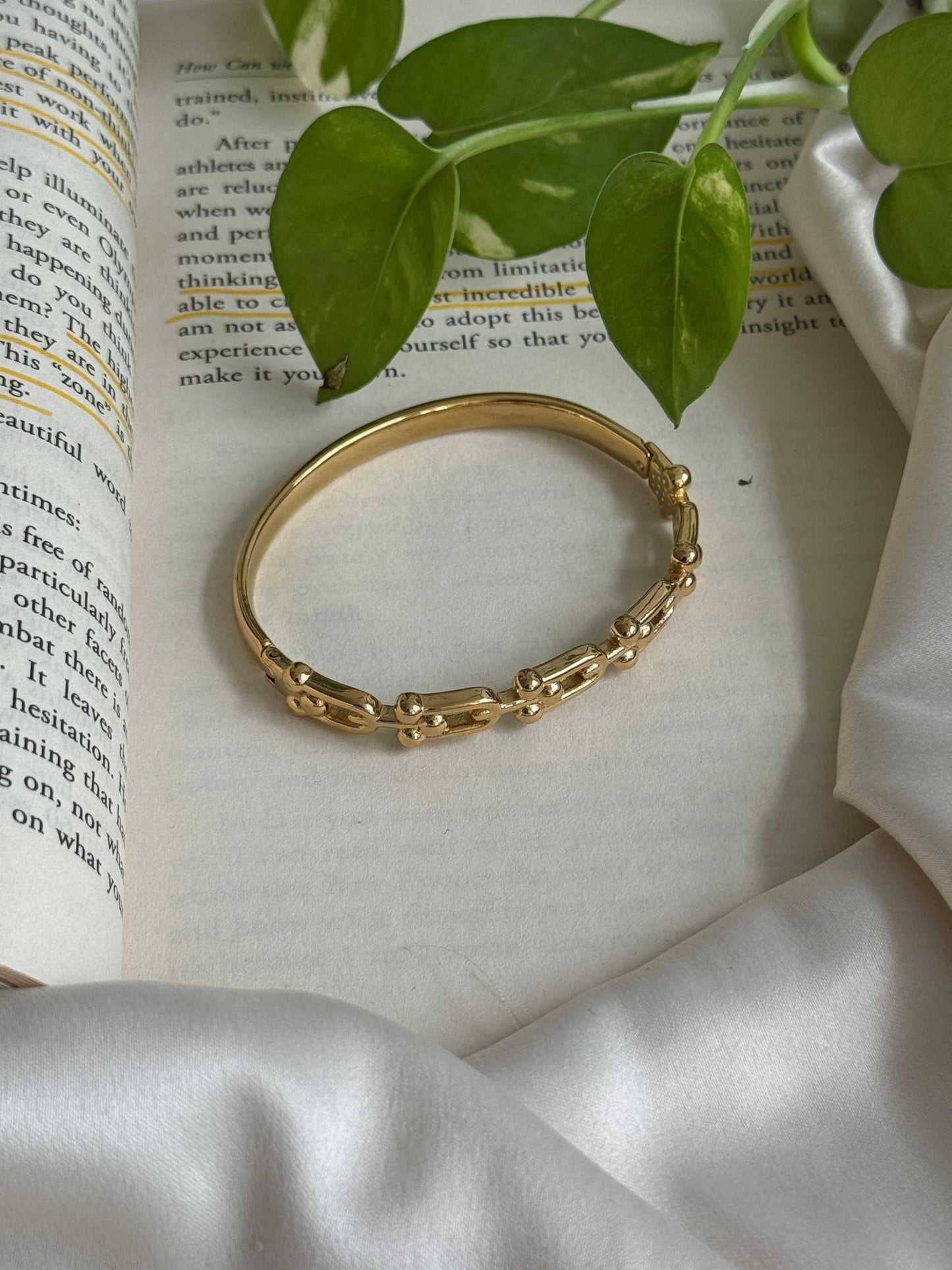 Link Bangle