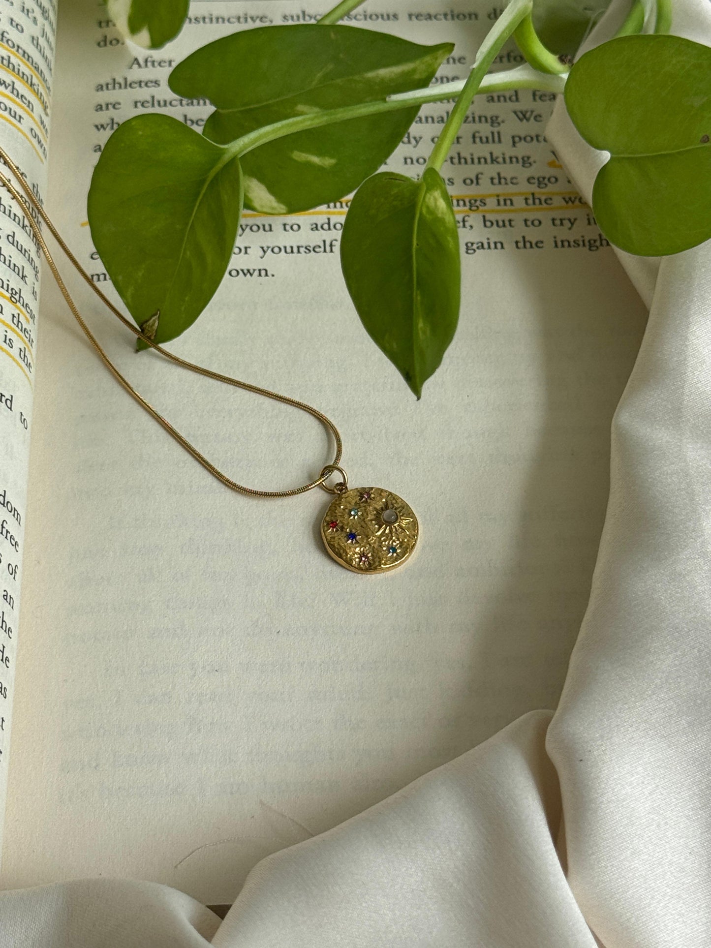 LuneNine Pendant
