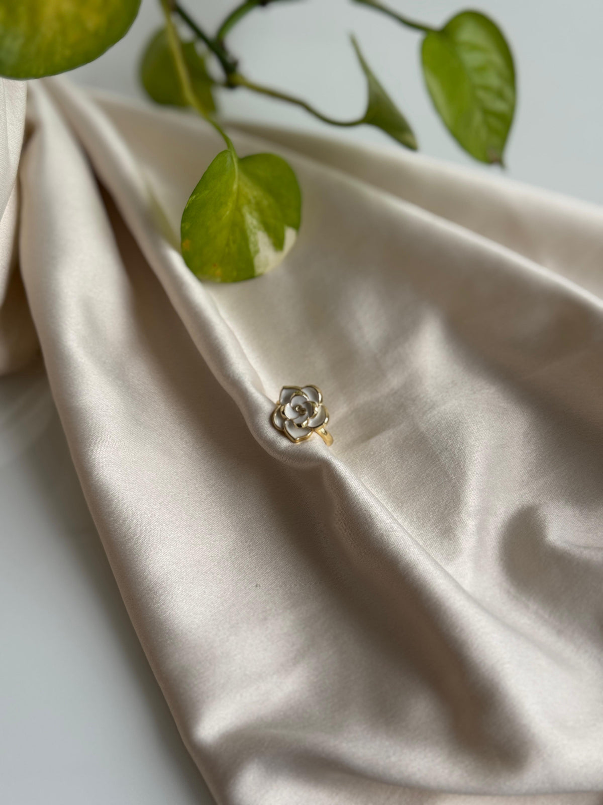 Vintage Rose Ring – Rama India