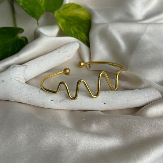 Heartbeat Cuff