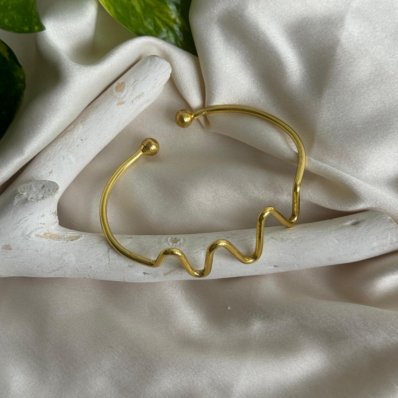 Heartbeat Cuff