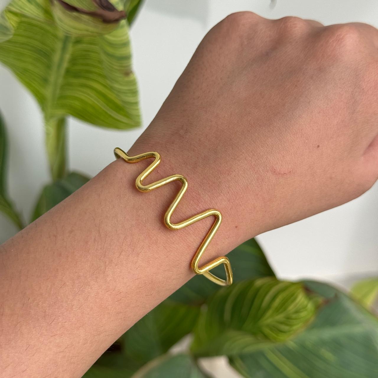 Heartbeat Cuff