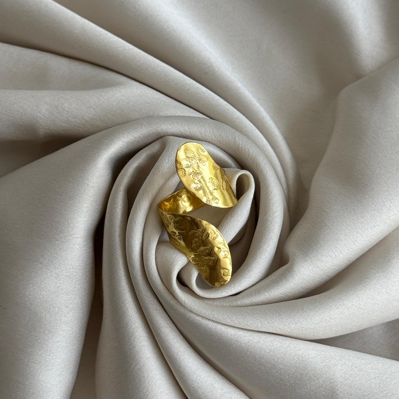 Diverge Adjustable Ring Golden